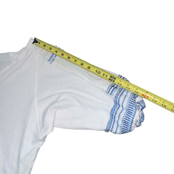 WE THE FREE White Bubble Sleeve Blue Embroidered Blouse Size S - Picture 10 of 10